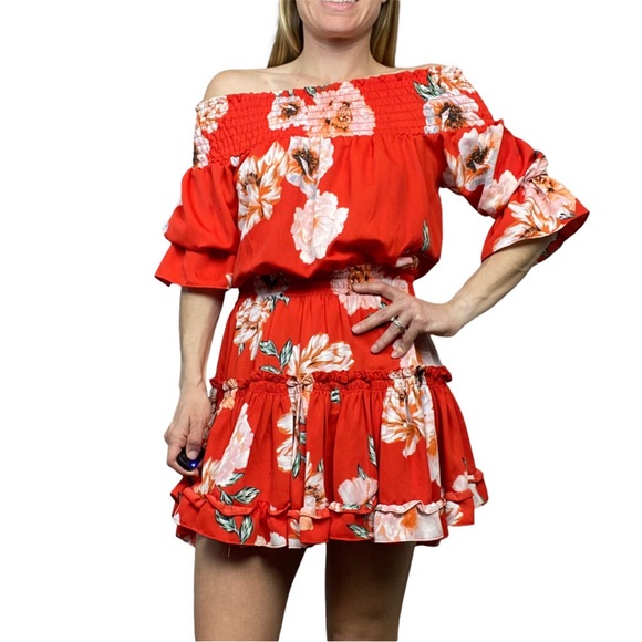 Misa Los Angeles Darla Dress Ruffle Floral Tiered Dress Off Shoulder Size: Small - Picture 4 of 6